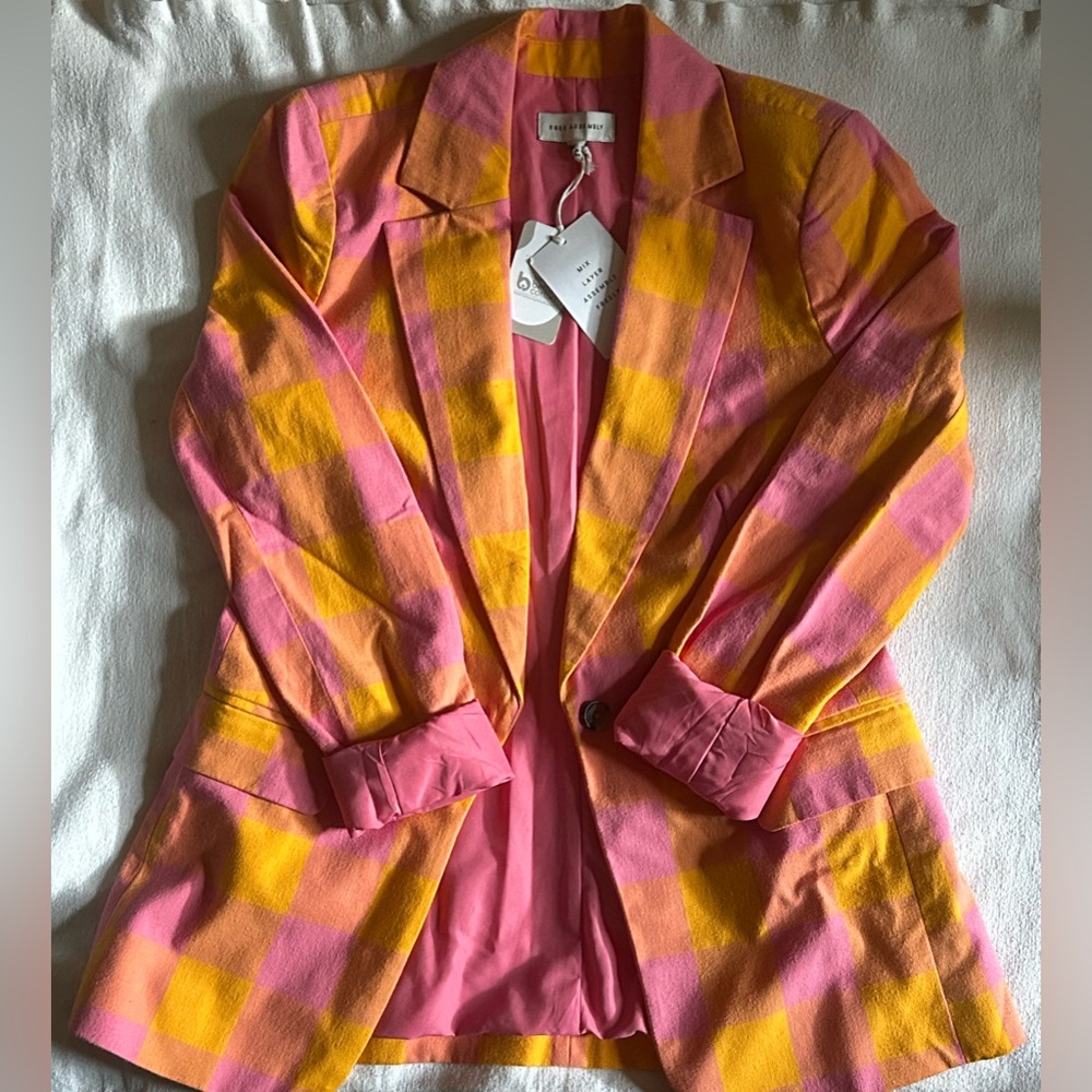 NWT Free Assembly Blazer